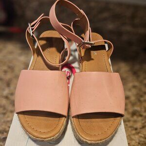 Soda Girls sandals